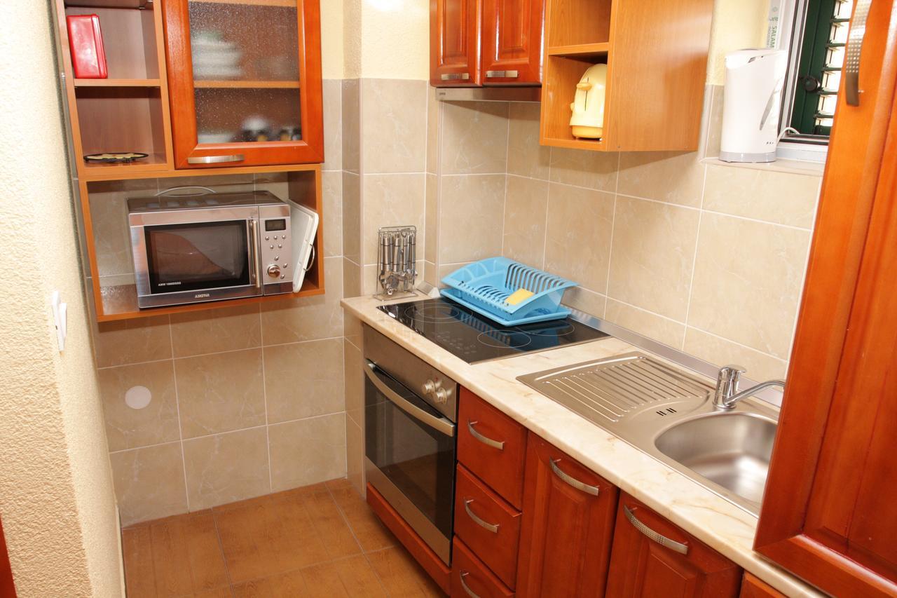 Apartmani Paula Makarska Buitenkant foto