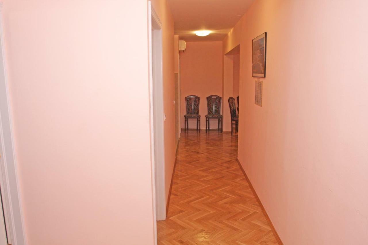 Apartmani Paula Makarska Buitenkant foto