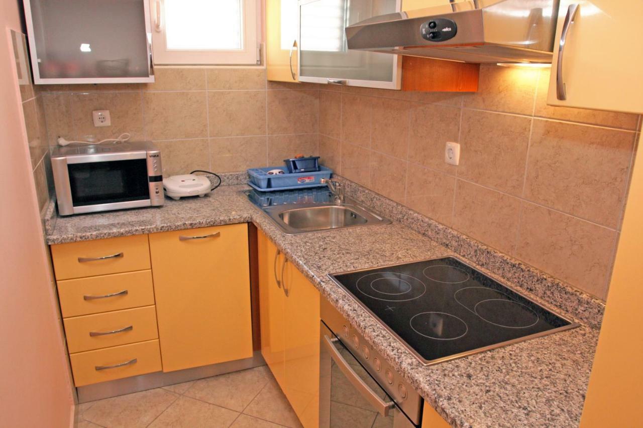 Apartmani Paula Makarska Buitenkant foto