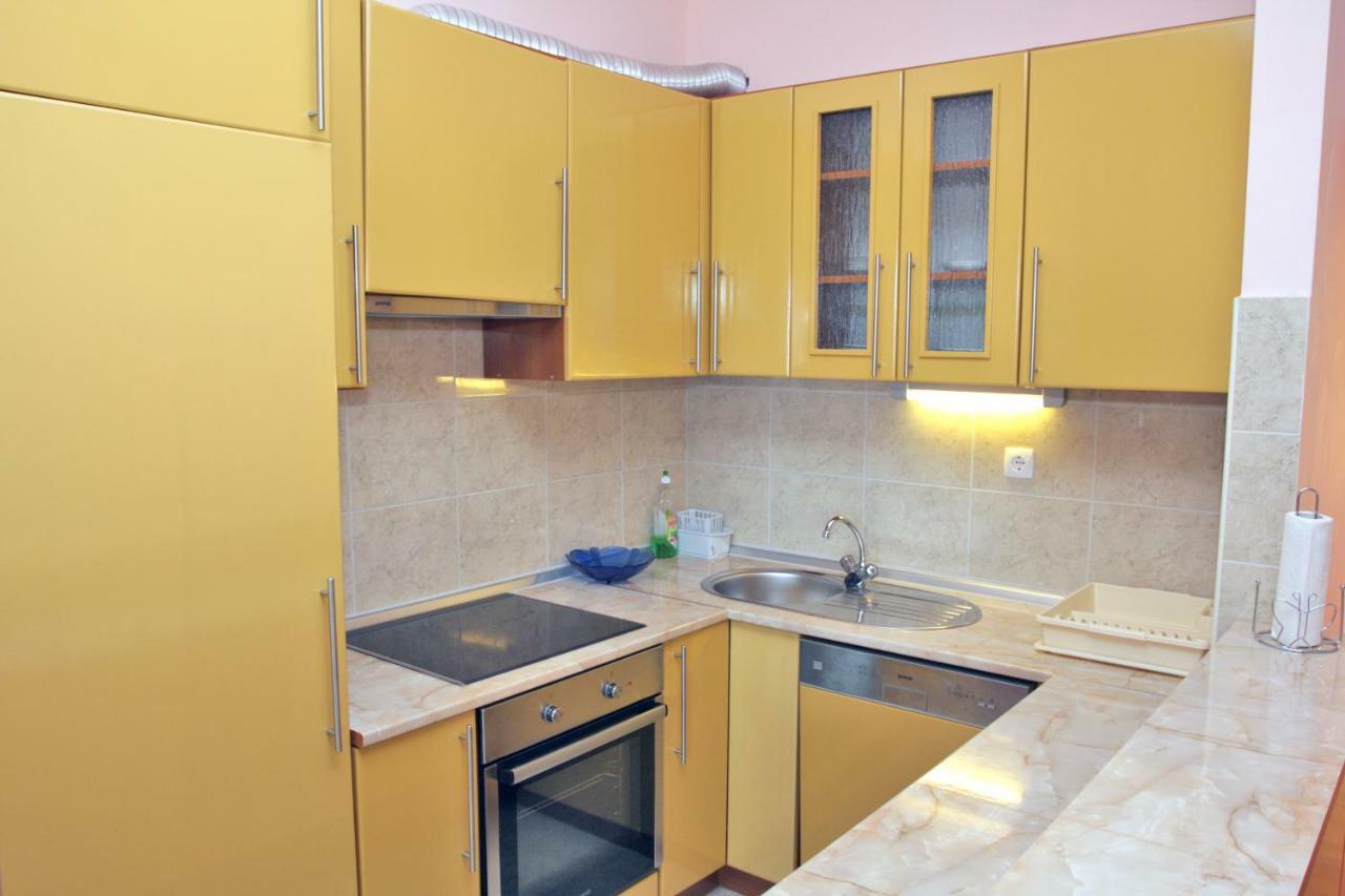 Apartmani Paula Makarska Buitenkant foto