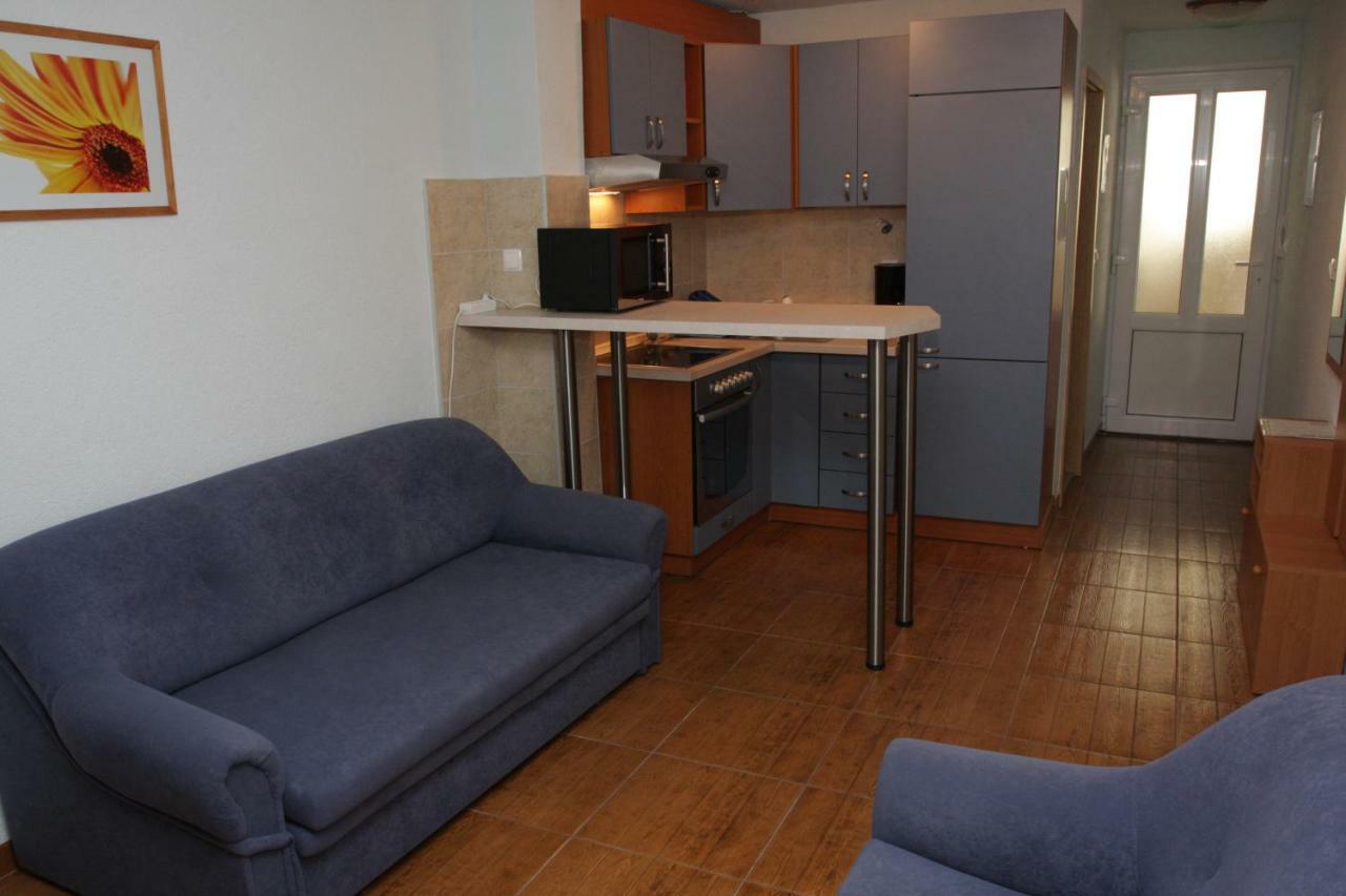 Apartmani Paula Makarska Buitenkant foto